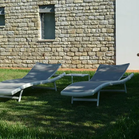 Tenuta Silente Loft Con Idromassaggio Privato Διαμέρισμα *